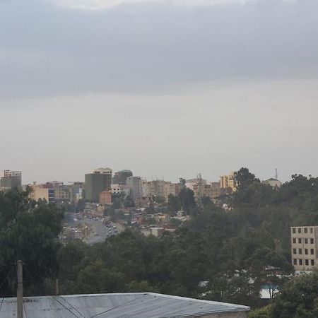 Cozy 1-Bedroom Luxury Apartment Addis Ababa Eksteriør billede