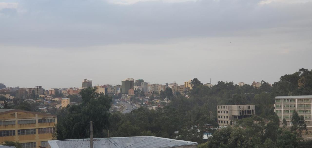 Cozy 1-Bedroom Luxury Apartment Addis Ababa Eksteriør billede